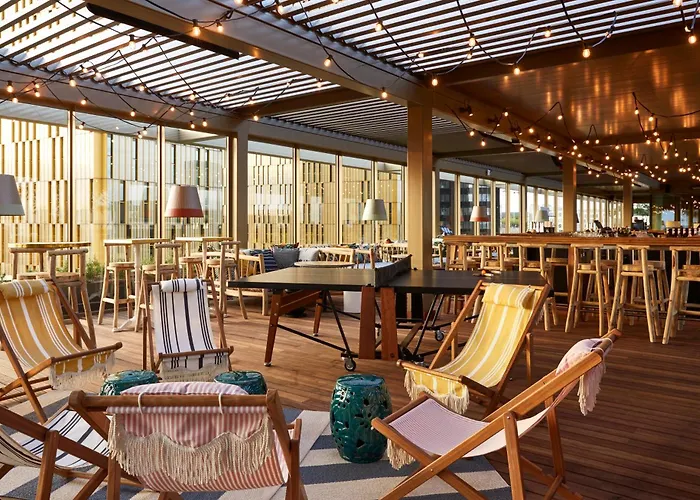 Hotel Mama Shelter 3*