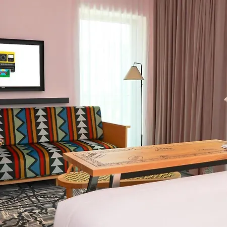 فندق Mama Shelter 3*