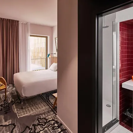 Hotel Mama Shelter 3*