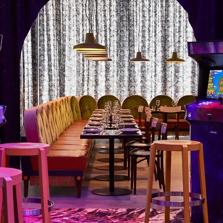 Ξενοδοχείο Mama Shelter 3*