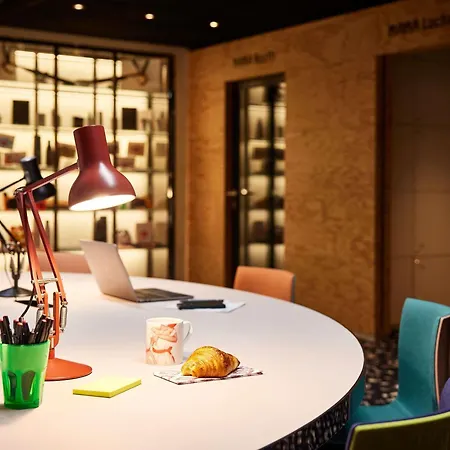 Mama Shelter Hotel 3*