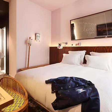 Mama Shelter Hotel 3*