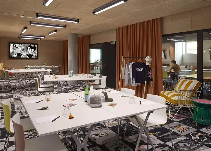 Szálloda Mama Shelter 3*