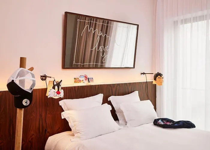 Mama Shelter Hotell 3*