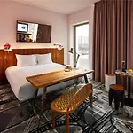 Hotel Mama Shelter 3*